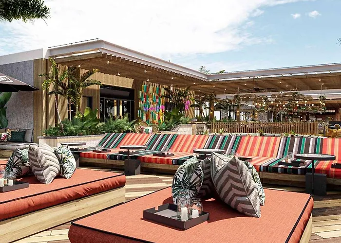 Hotel Tribe Bali Kuta Lombok