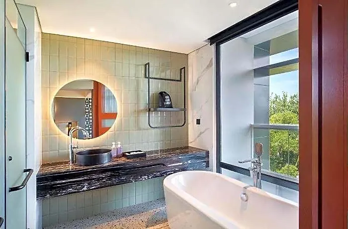 Hotel Tribe Bali Kuta (Bali)