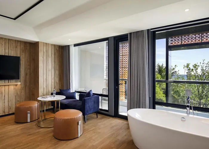 Hotel Tribe Bali 4*